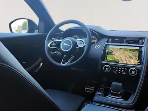 Jaguar E-Pace 2.0 I4 250 R-Dynamic SE AWD