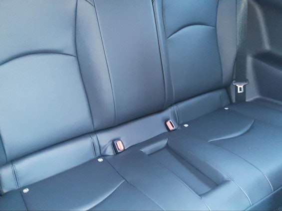 Vehicle image 15 Vehicle image 15