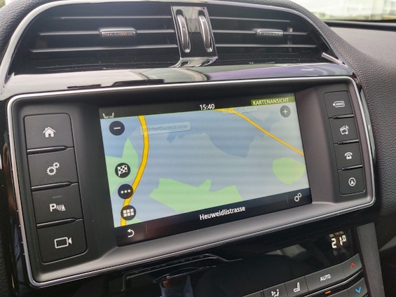 Vehicle image 8 Vehicle image 8