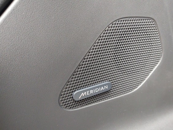 Vehicle image 10 Vehicle image 10