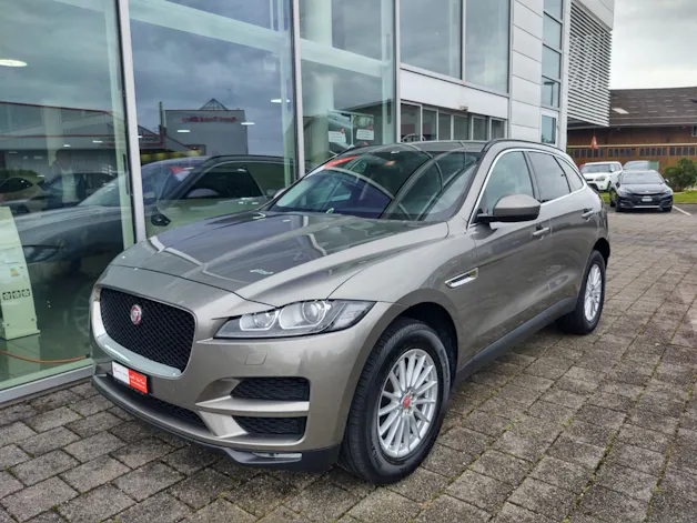 Jaguar F-Pace 2.0 D 180 Advantage AWD