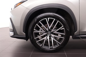 Vehicle image LEXUS NX 350h Comfort