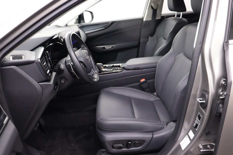 Vehicle image LEXUS NX