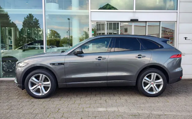 Jaguar F-Pace 2.0 T 250 R-Sport AWD