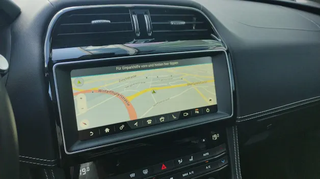 Jaguar F-Pace 2.0 T 250 R-Sport AWD