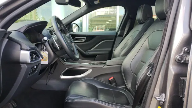 Jaguar F-Pace 2.0 T 250 R-Sport AWD