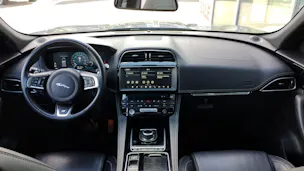 Jaguar F-Pace 2.0 T 250 R-Sport AWD
