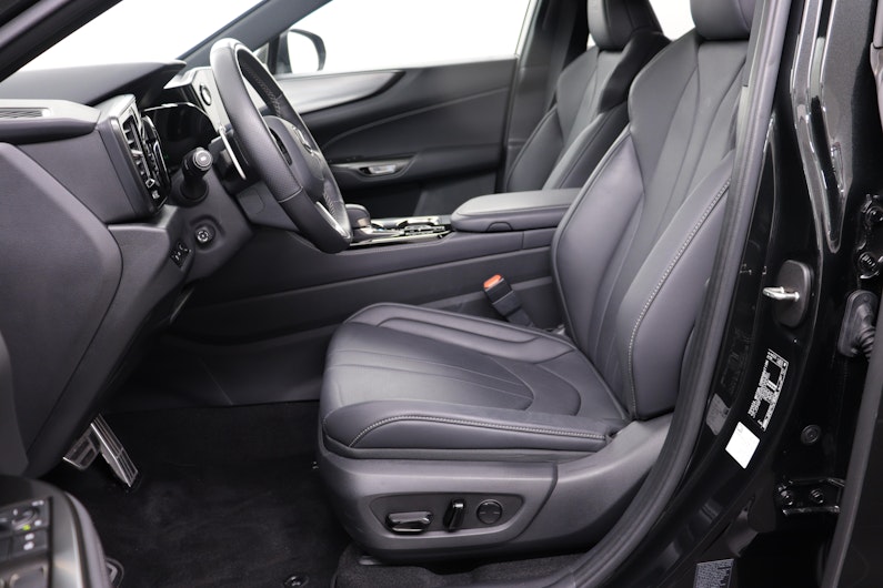 Vehicle image LEXUS NX