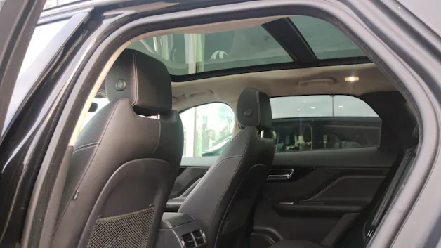 Jaguar F-Pace 2.0 T 250 R-Sport AWD
