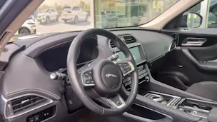 Jaguar F-Pace 2.0 T 250 R-Sport AWD