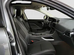Jaguar F-Pace 2.0 T 250 R-Sport AWD