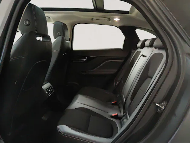 Jaguar F-Pace 2.0 T 250 R-Sport AWD