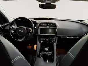 Jaguar F-Pace 2.0 T 250 R-Sport AWD