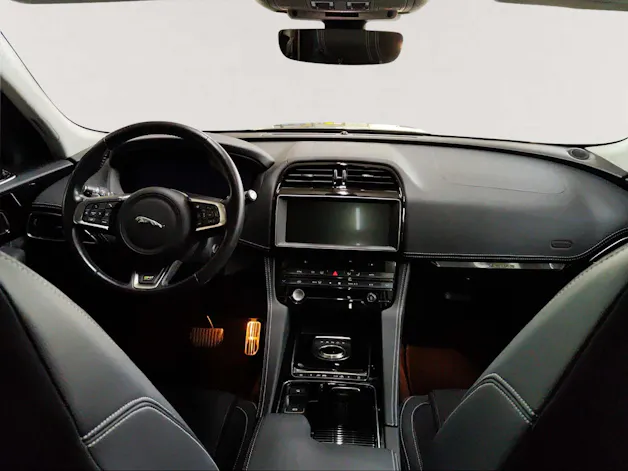 Jaguar F-Pace 2.0 T 250 R-Sport AWD