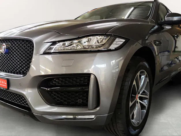 Jaguar F-Pace 2.0 T 250 R-Sport AWD