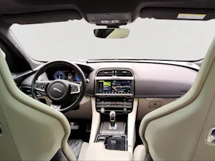 Jaguar F-Pace 5.0 V8 SVR AWD