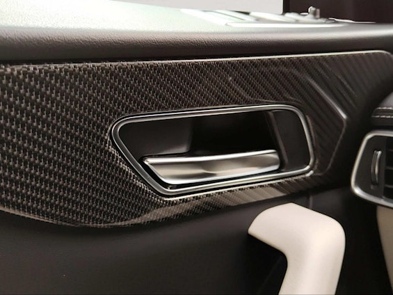 Vehicle image 19 Vehicle image 19