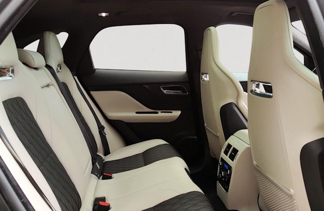 Vehicle image 13 Vehicle image 13