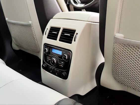 Vehicle image 21 Vehicle image 21