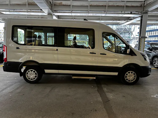 Ford E-Transit Van 390 L3H2 68kWh Trend Bus 9 Plätze