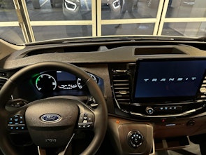 Vehicle image FORD E-Transit Van 390 L3H2 68kWh Trend