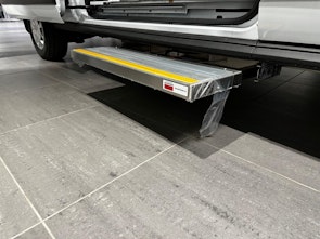 Vehicle image FORD E-Transit Van 390 L3H2 68kWh Trend