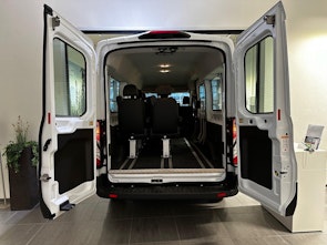 Vehicle image FORD E-Transit Van 390 L3H2 68kWh Trend