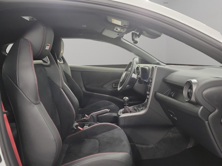 Vehicle image TOYOTA GR YARIS