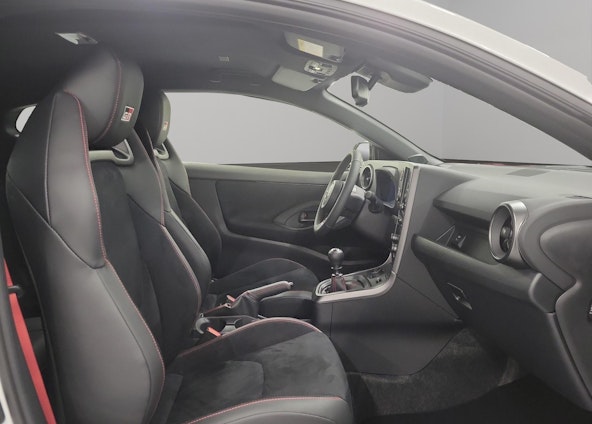 Vehicle image 9 Vehicle image 9