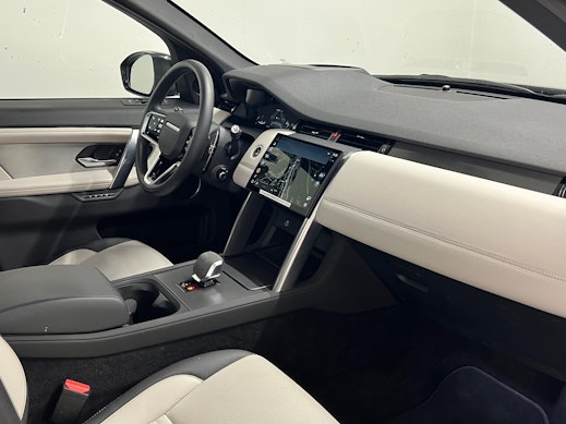 LAND ROVER Discovery Sport 1.5 T 300e Dynamic HSE 2