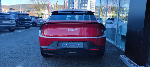 Vehicle image 14 Vehicle image 14