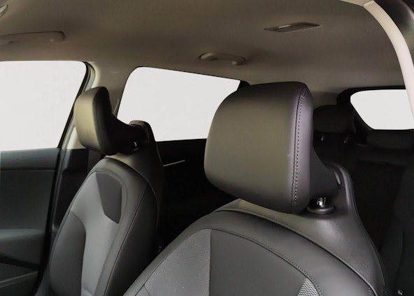 Vehicle image 9 Vehicle image 9