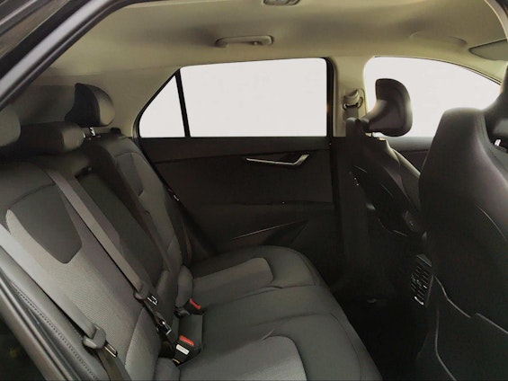 Vehicle image 11 Vehicle image 11