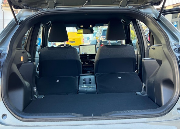 Vehicle image 9 Vehicle image 9