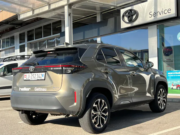 Toyota Yaris Cross 1.5 VVT-i HSD Trend AWD-i