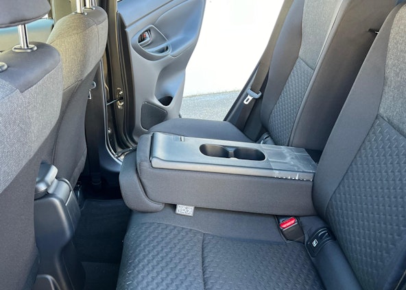 Vehicle image 14 Vehicle image 14