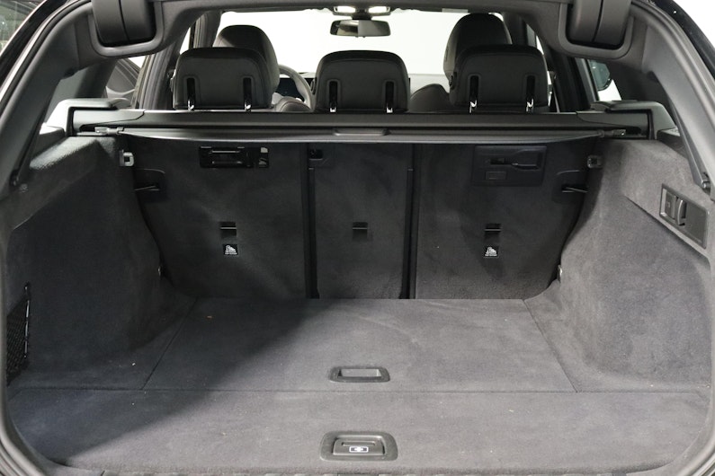 Vehicle image BMW 3 SERIES