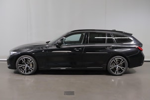 Vehicle image BMW 330d xDrive Touring