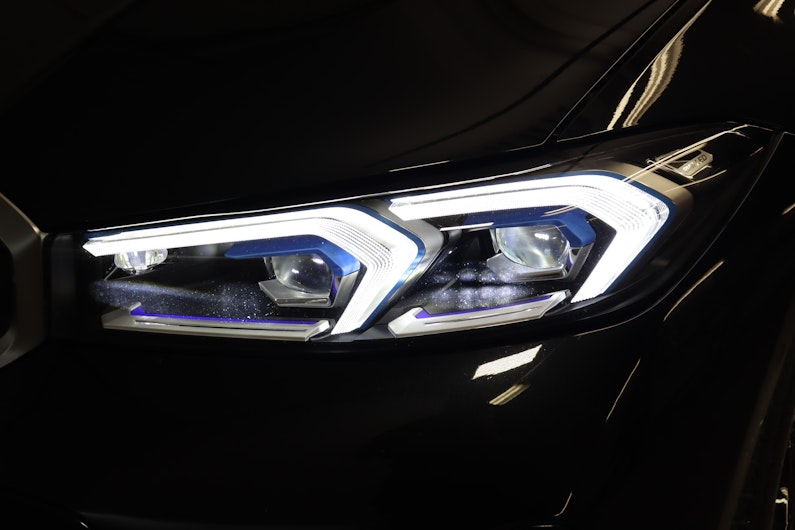 Vehicle image BMW 3 SERIES