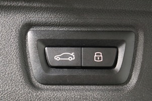 Vehicle image BMW 330d xDrive Touring