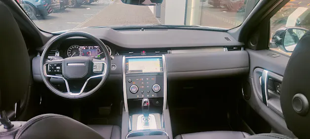 Land Rover Discovery Sport 1.5 T 300e Dynamic SE