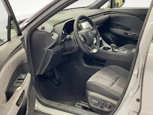 Lexus LBX 1.5 Hybrid Cool AWD