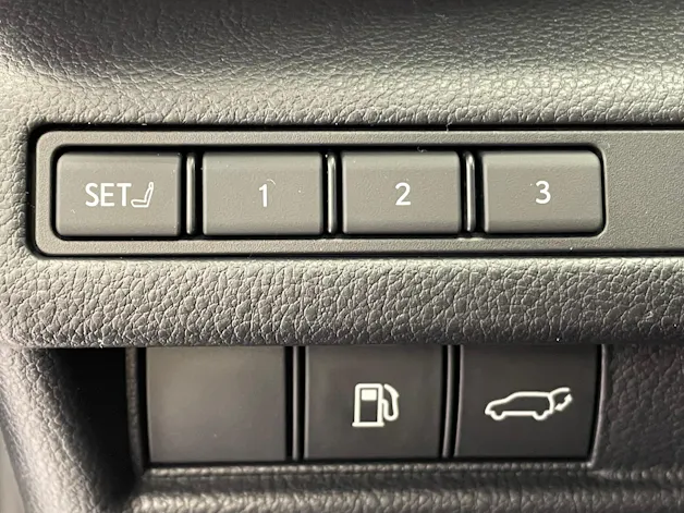 Lexus LBX 1.5 Hybrid Cool AWD