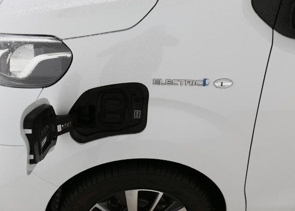 Vehicle image 10 Vehicle image 10