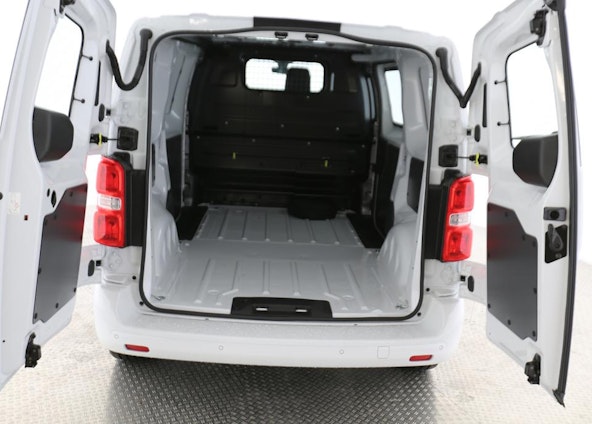 Vehicle image 3 Vehicle image 3