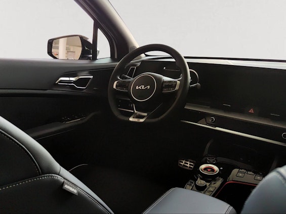 Vehicle image 5 Vehicle image 5