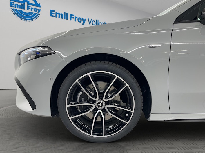 Vehicle image MERCEDES-BENZ A 250