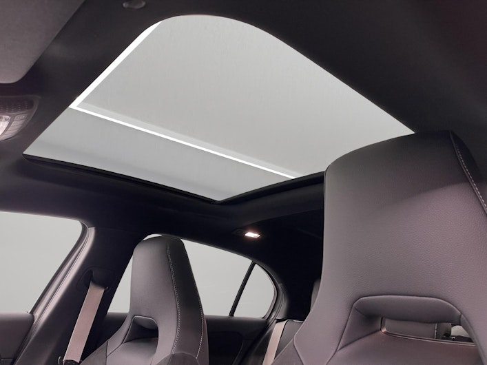 Vehicle image MERCEDES-BENZ A 250