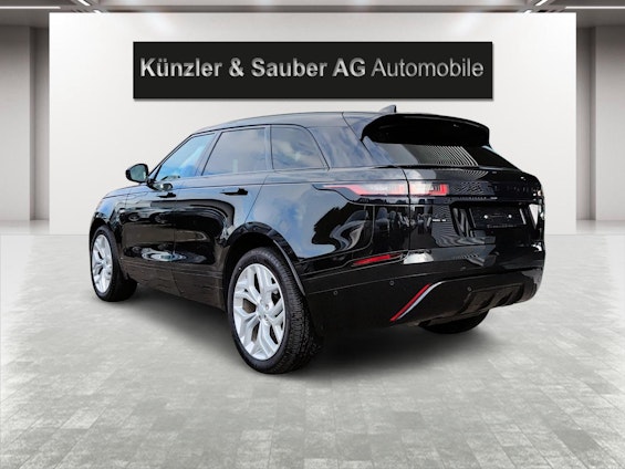 Vehicle image 17 Vehicle image 17