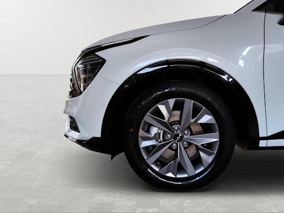 Vehicle image 3 Vehicle image 3